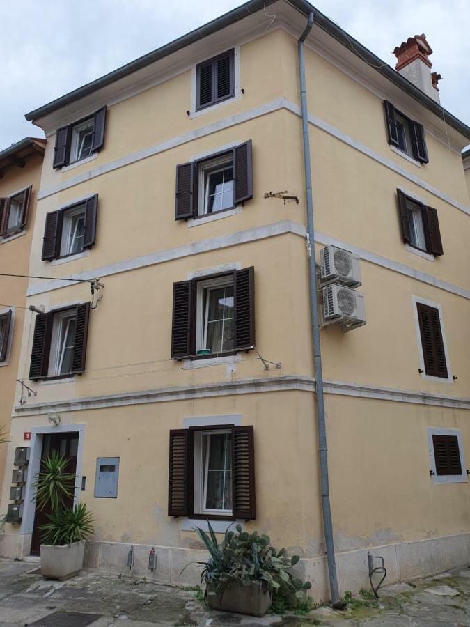 North To South Apartments Izola Buitenkant foto